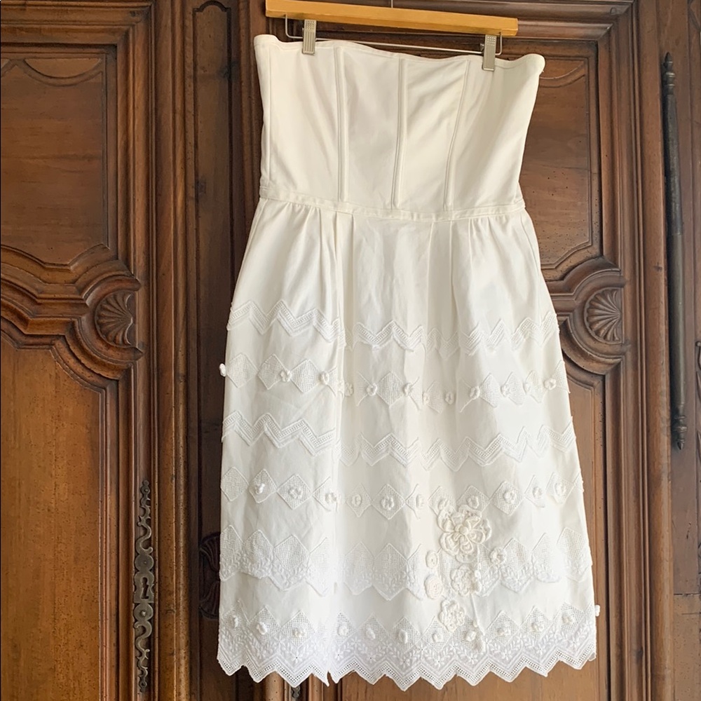 Oscar de la Renta White Strapless Dress